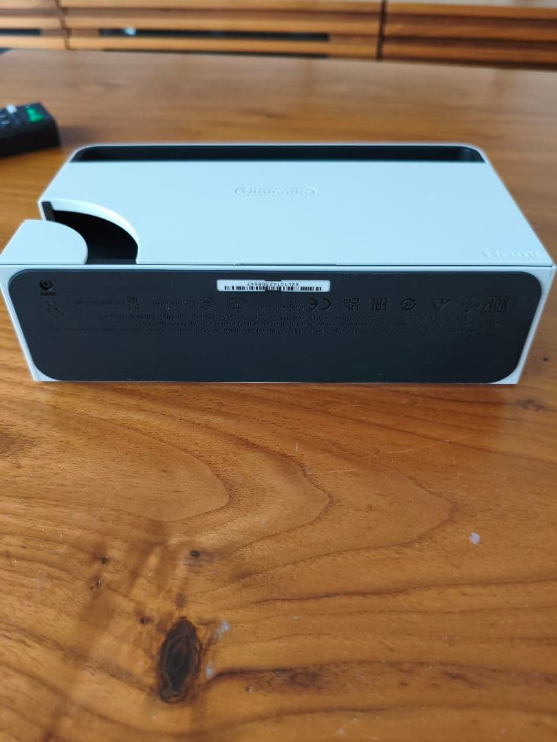 【美品】【即日発送】Nintendo Switch 有機ELモデル 本体