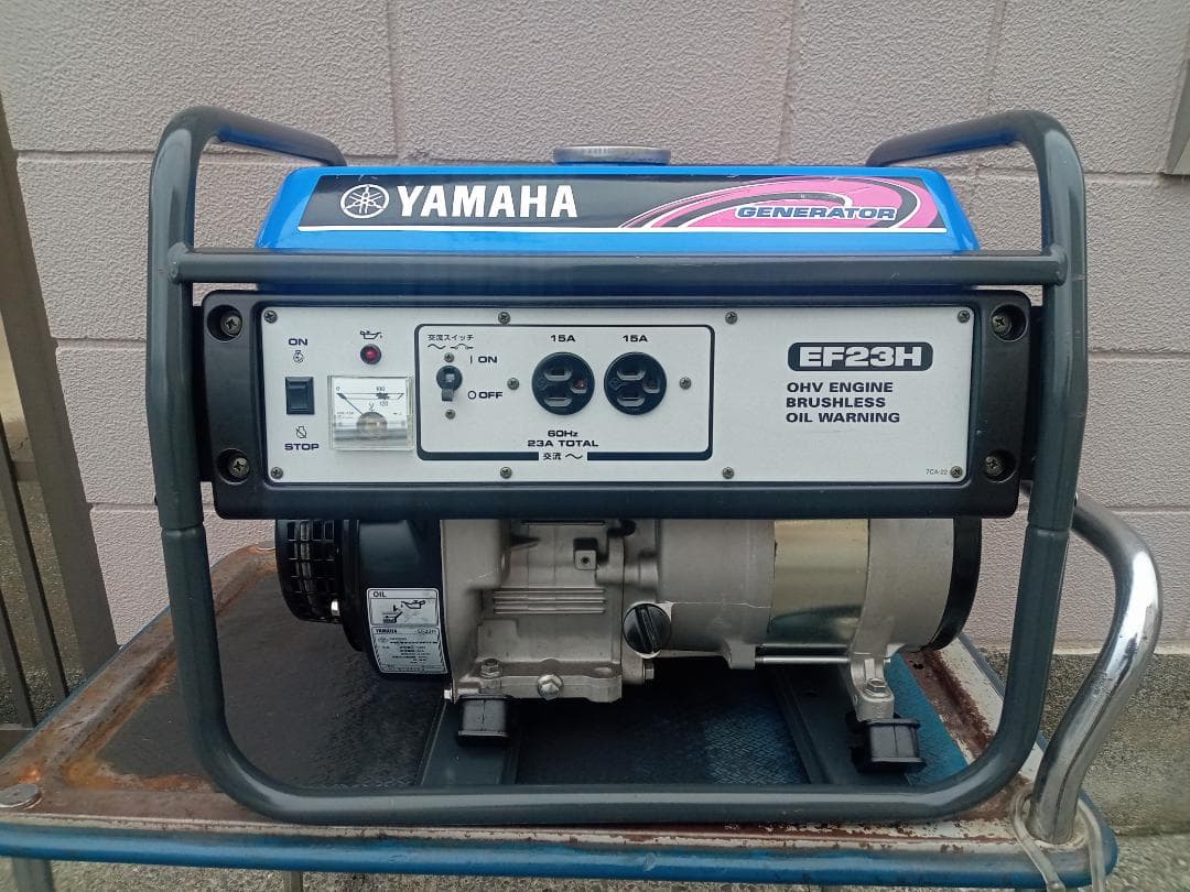 美品　YAMAHA　ヤマハ　エンジン発電機　EF23H