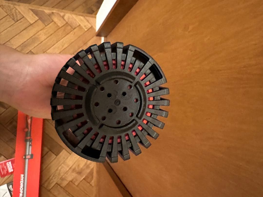 ミルウォーキー M12 排水ハンディポンプ M12&M18兼用充電器 バッテリー