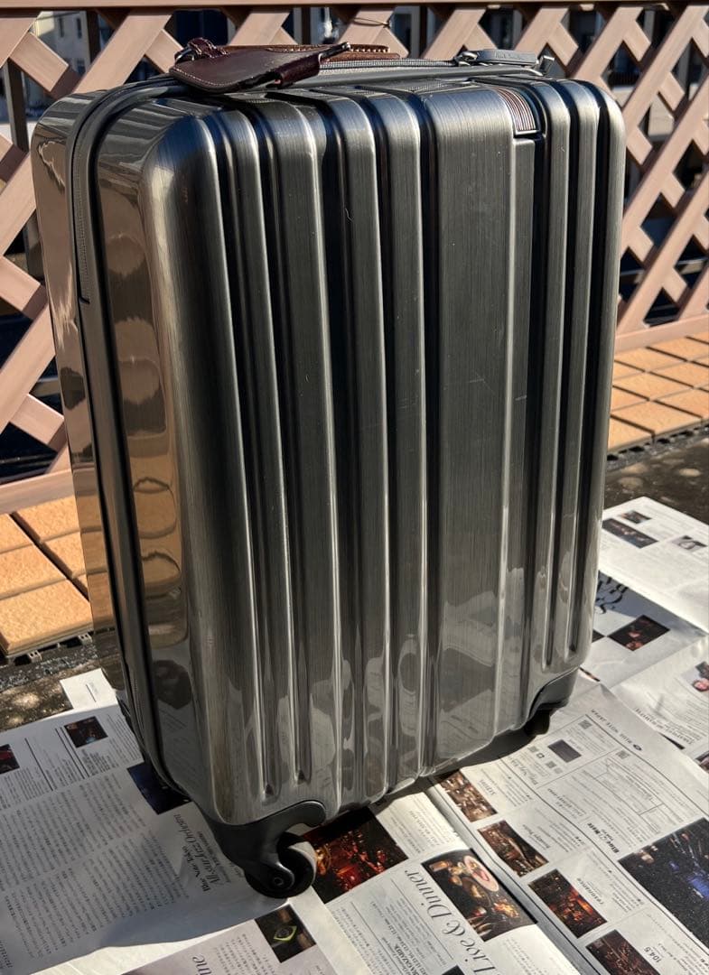 ポールスミス　Happy trip スーツケース