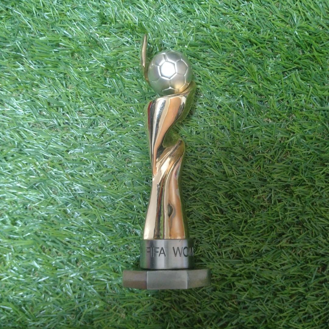FIFA女子ワールドカップ2011 トロフィー3Dレプリカ