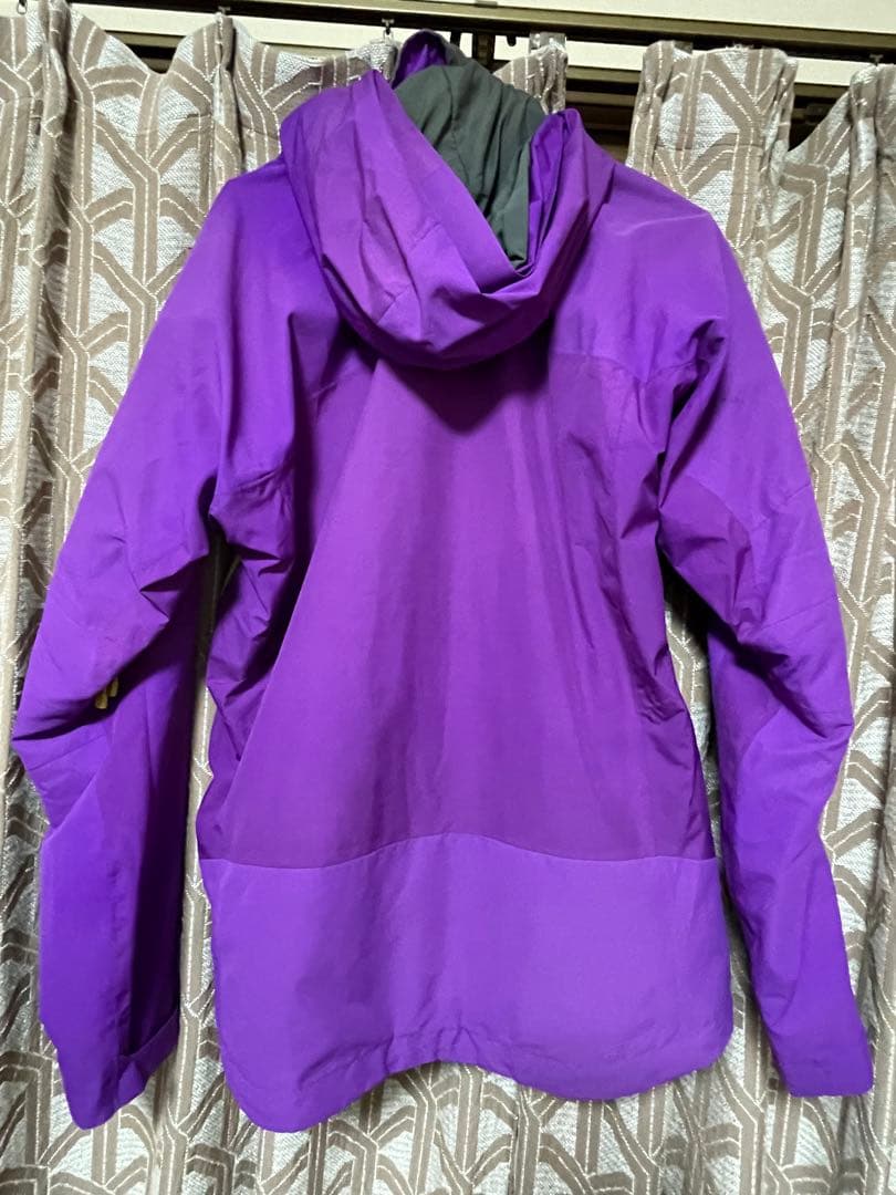 ホグロフススキージャケットメンズS(US)サイズ、日本Mサイズ160-170cm