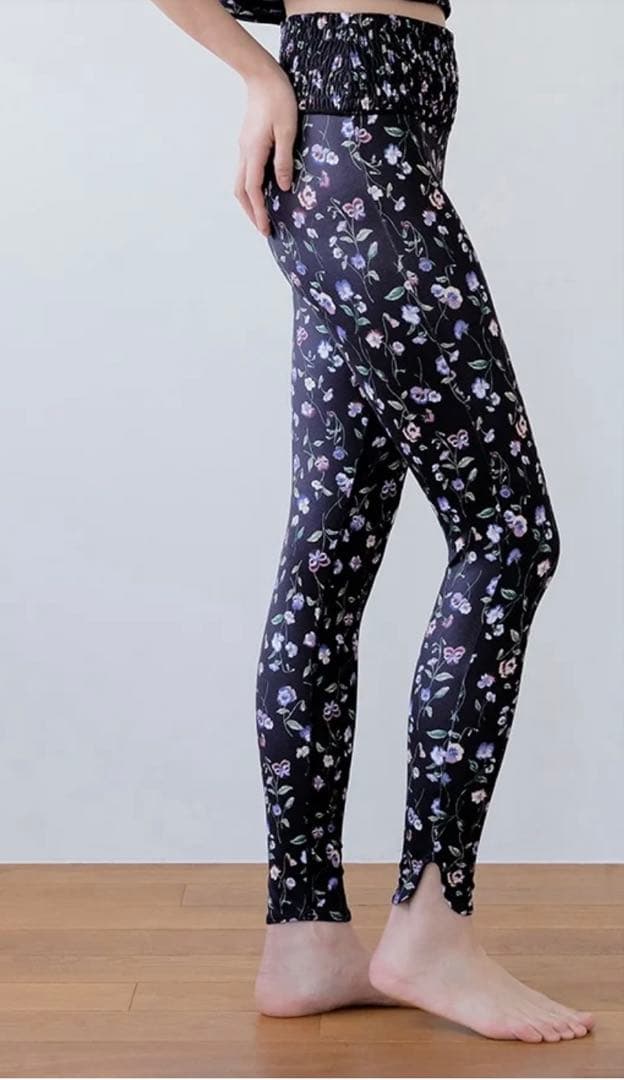 lavaヨガウェア パンジー下　Mサイズ