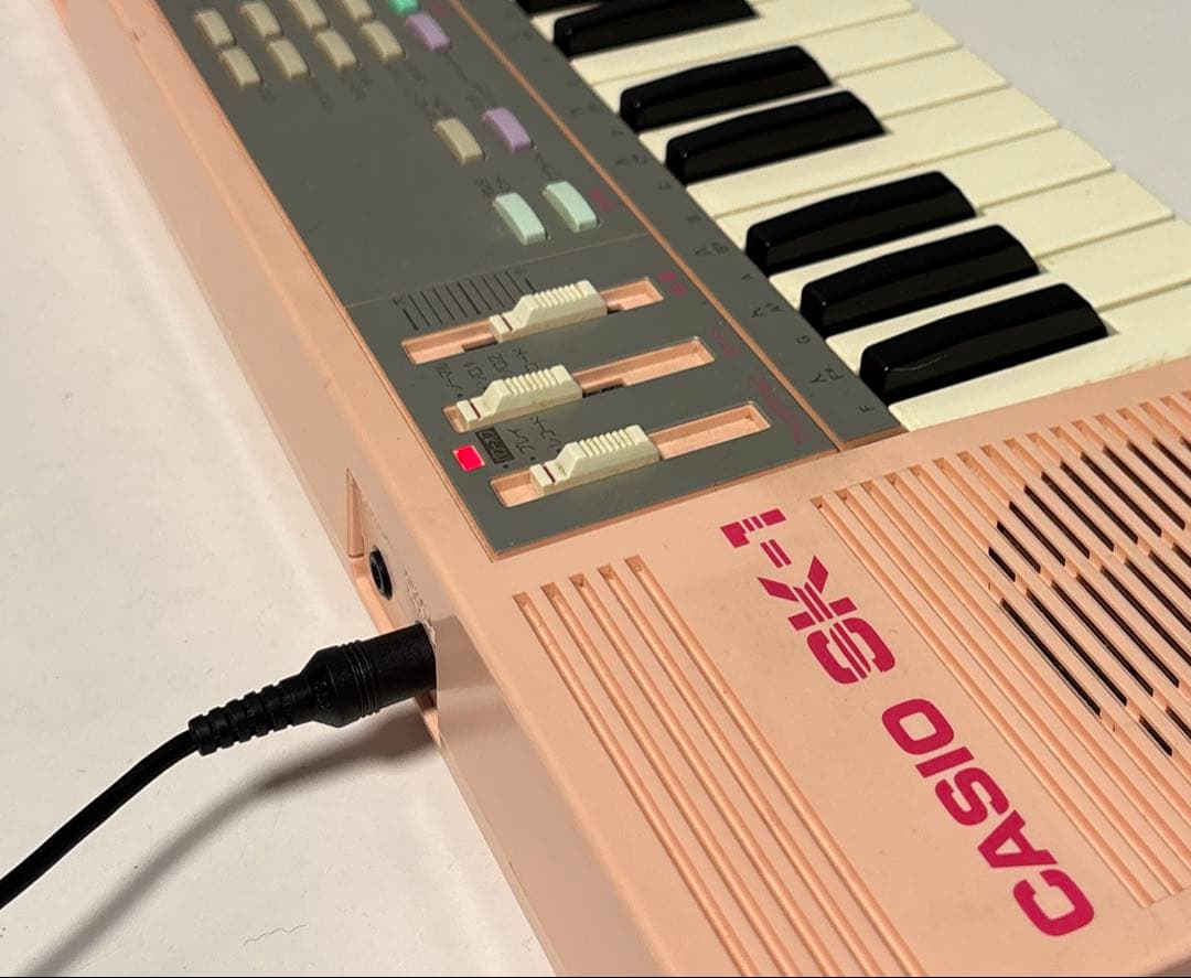 CASIO サンプリングキーボード SK-1 ピンク 取説付き 動作確認済み