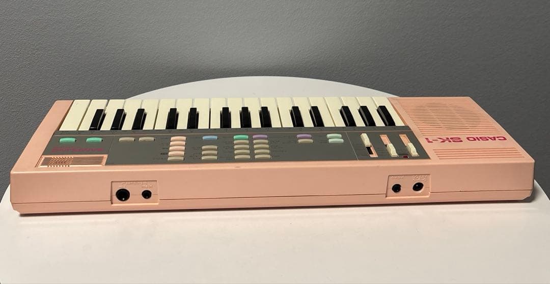 CASIO サンプリングキーボード SK-1 ピンク 取説付き 動作確認済み