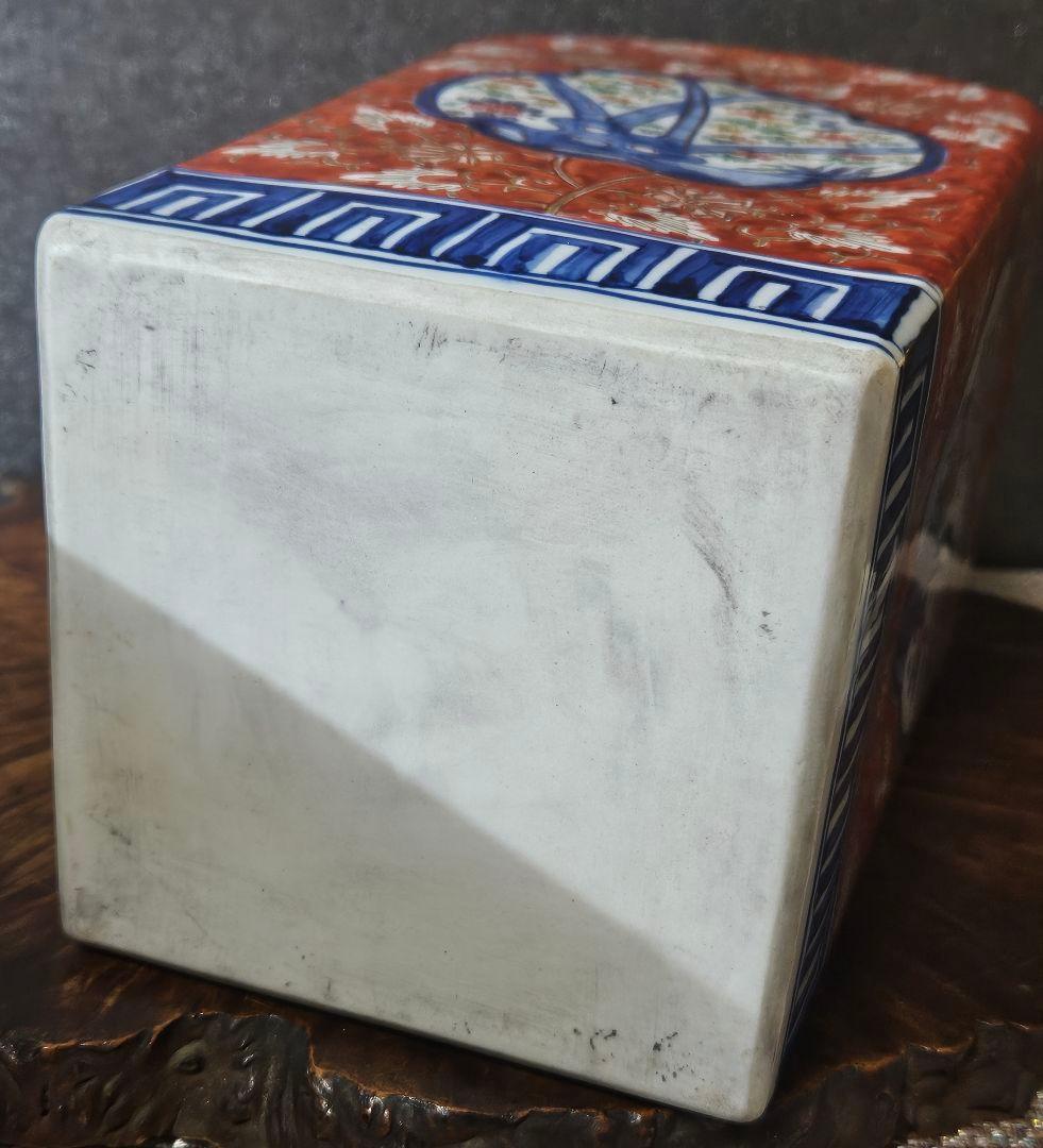 有田焼　金彩色絵　古伊万里写し　四方瓶 四方徳利　花入れ　インテリア　オブジェ