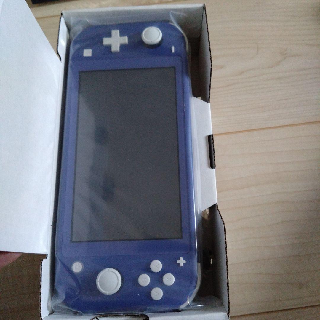未使用　Nintendo Switch Lite 青色 本体　おまけ　フィルム付