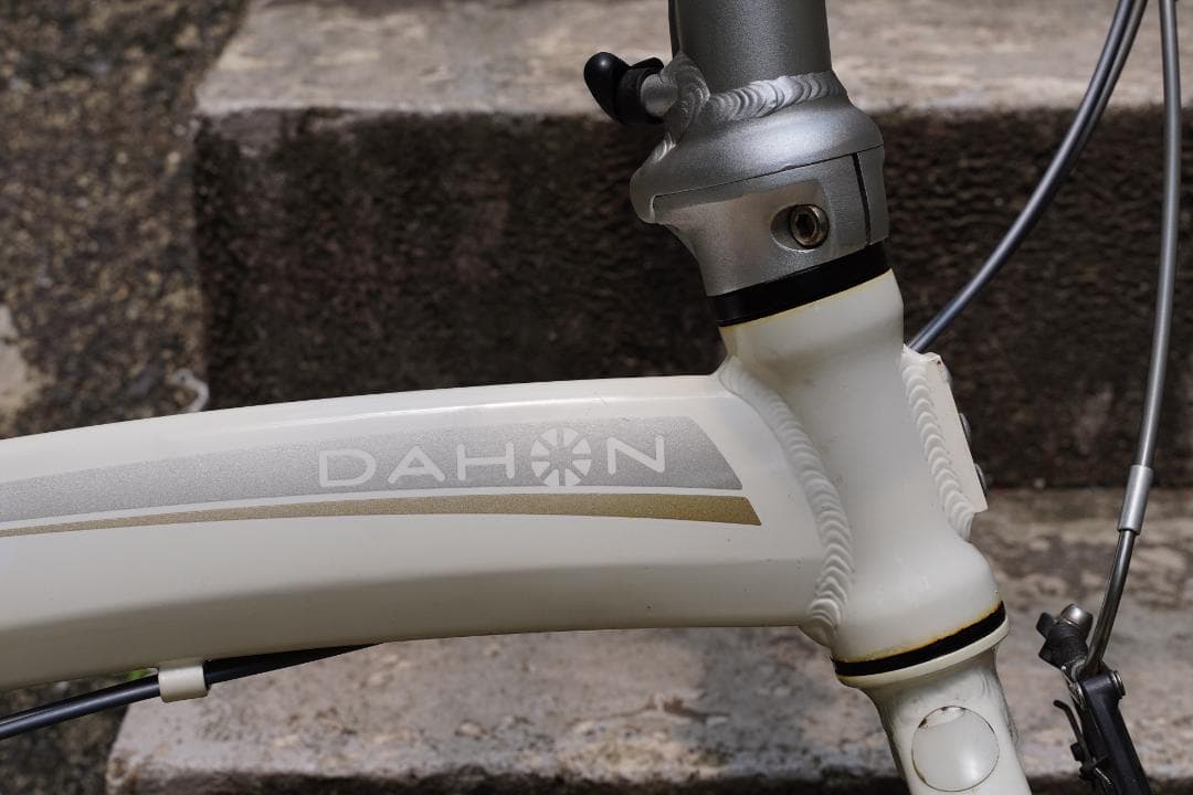DAHON ダホン MU P8 20インチ 折り畳み自転車 ホワイト ミニベロ