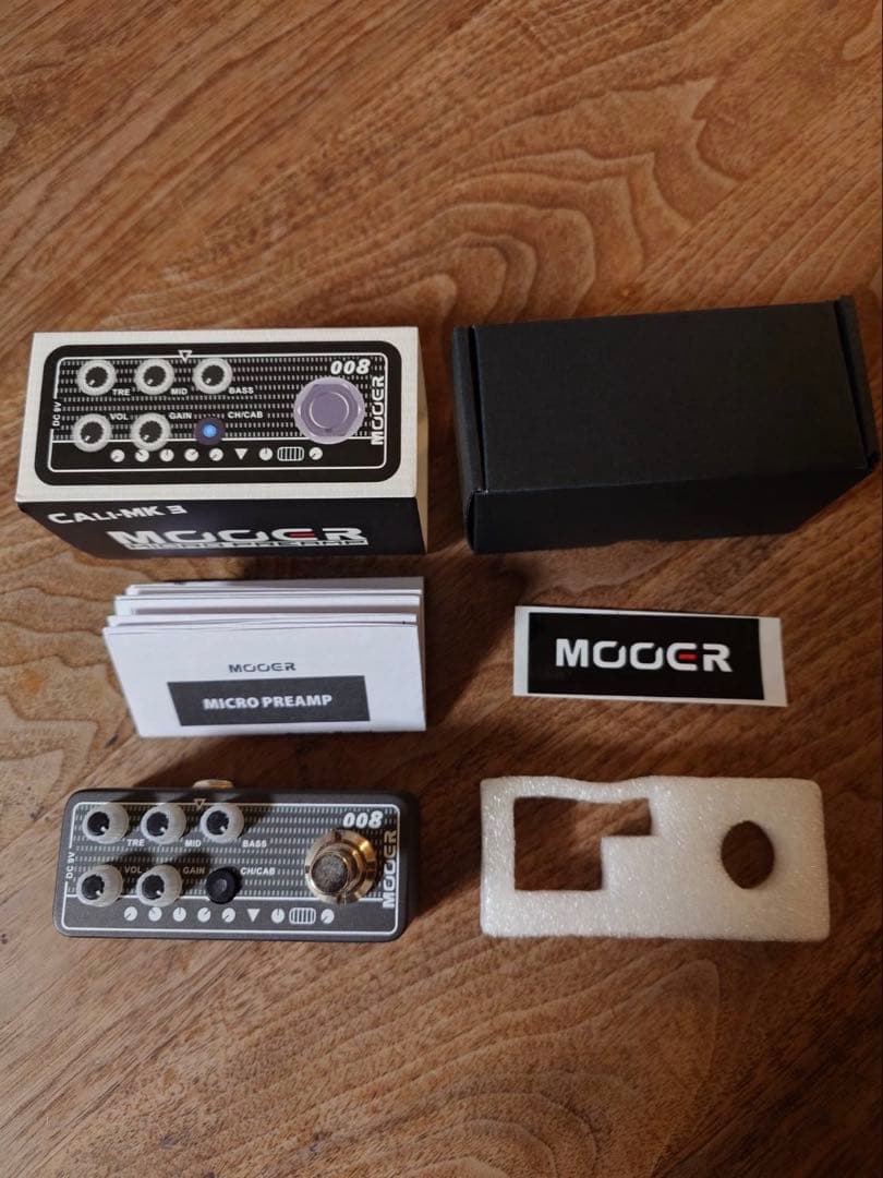 Mooer 008 エフェクター