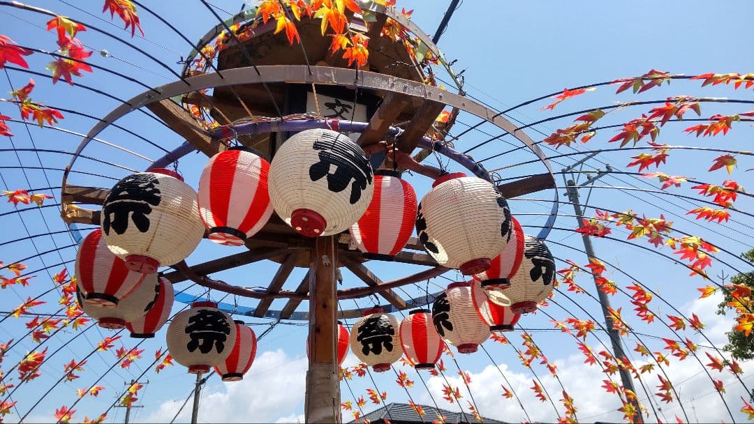 木製祭りの山車 提灯 小太鼓付き