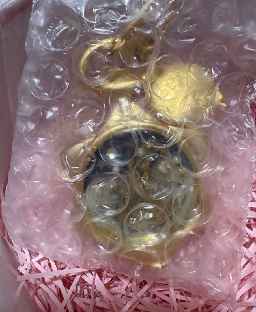 セーラームーン q-pot ムーンフェイズの懐中時計 ネックレス 再販