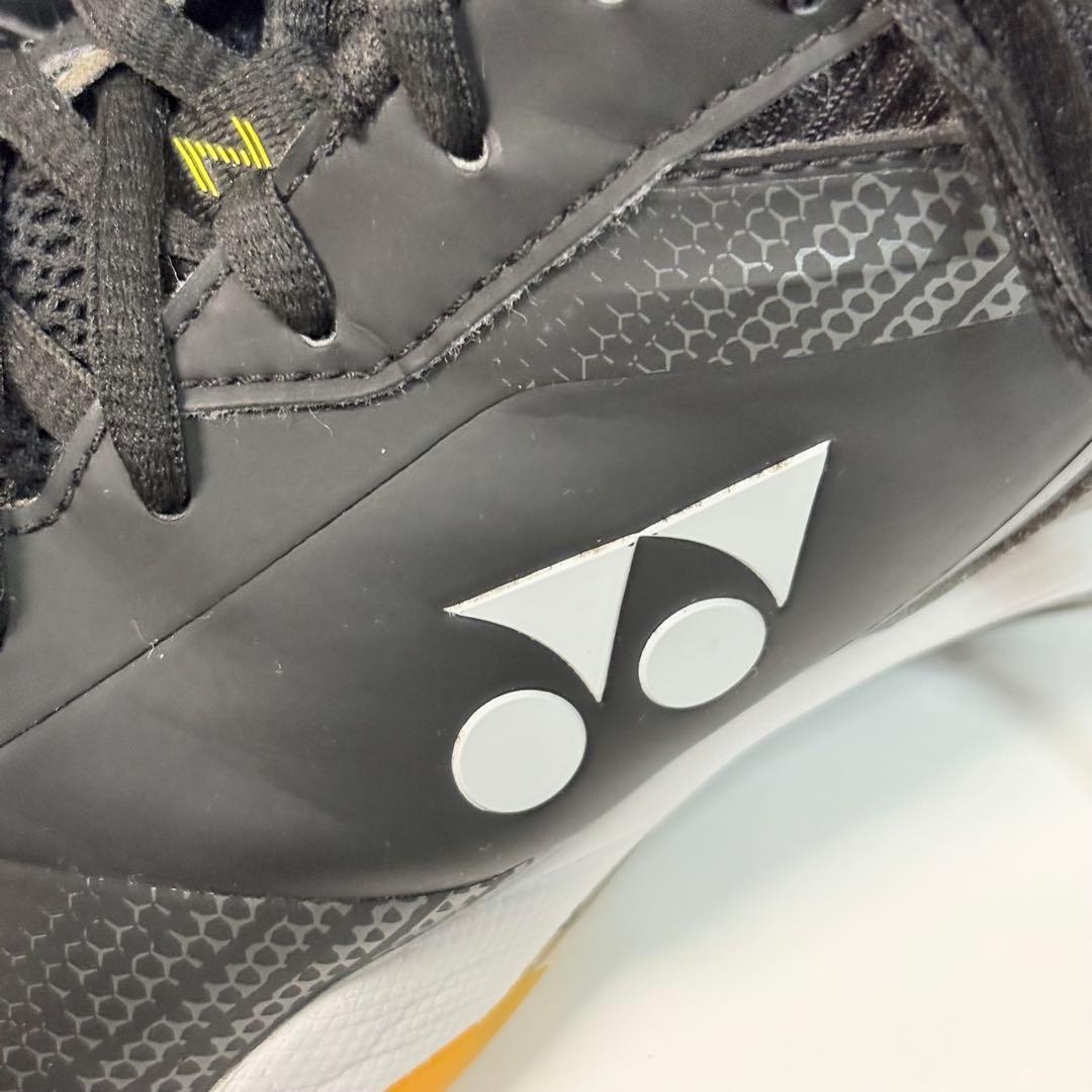 YONEX パワークッション　バドミントン　SHB-65Z 25.0cm