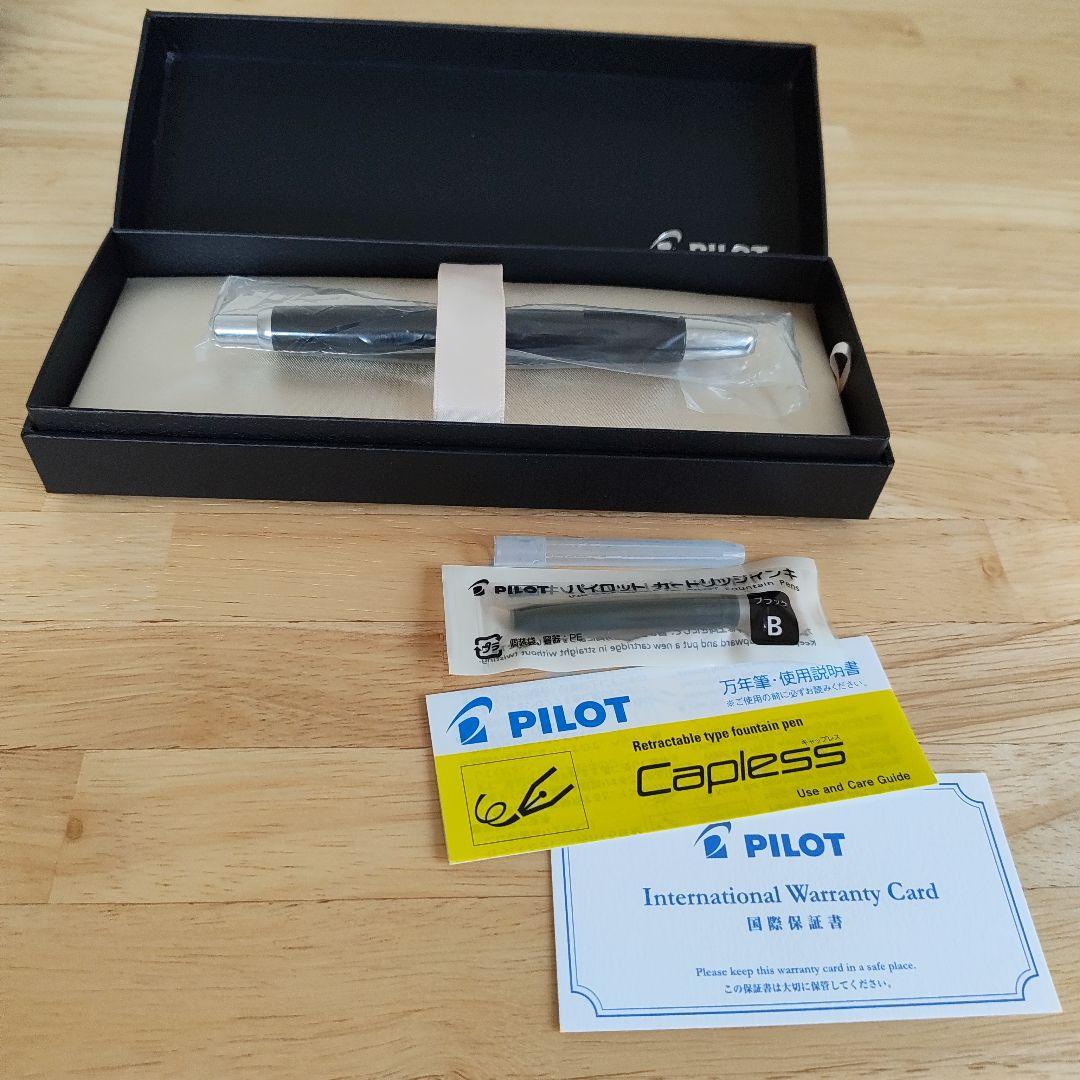 PILOT キャップレス 万年筆 F 細字