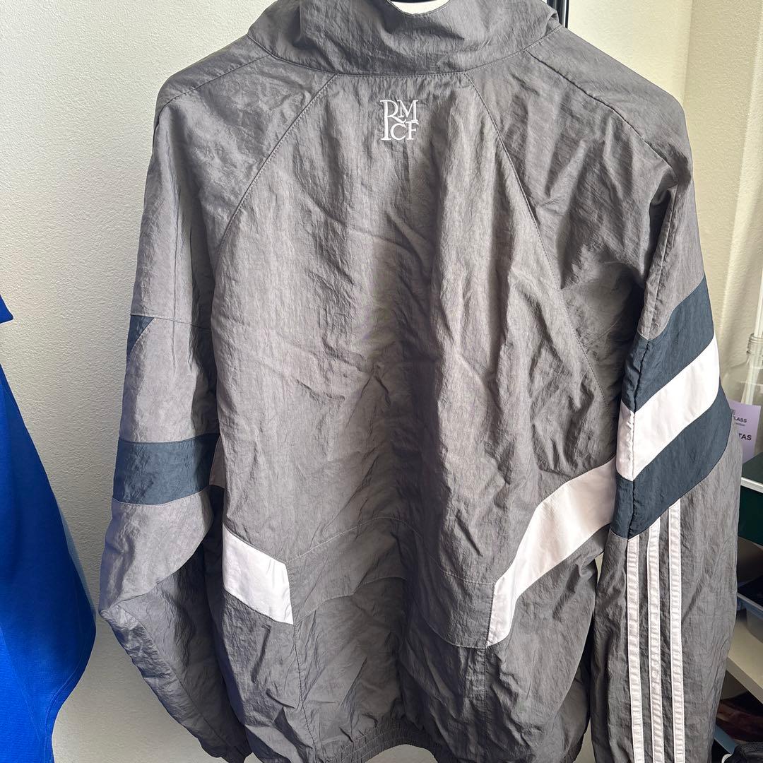 【早い者勝ち】正規品レアル・マドリードトラックジャケットJP XL