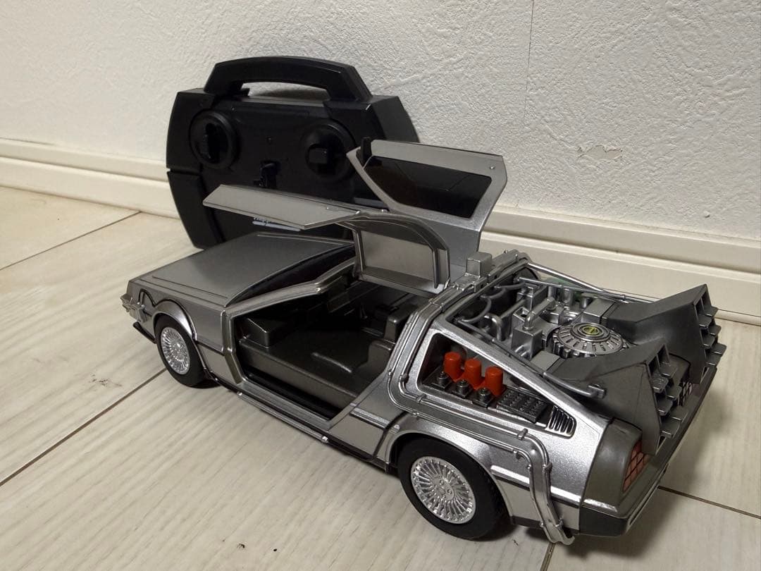 【超希少/美品】BTTF デロリアン ラジコン（本体約20cm）　※動作確認済み