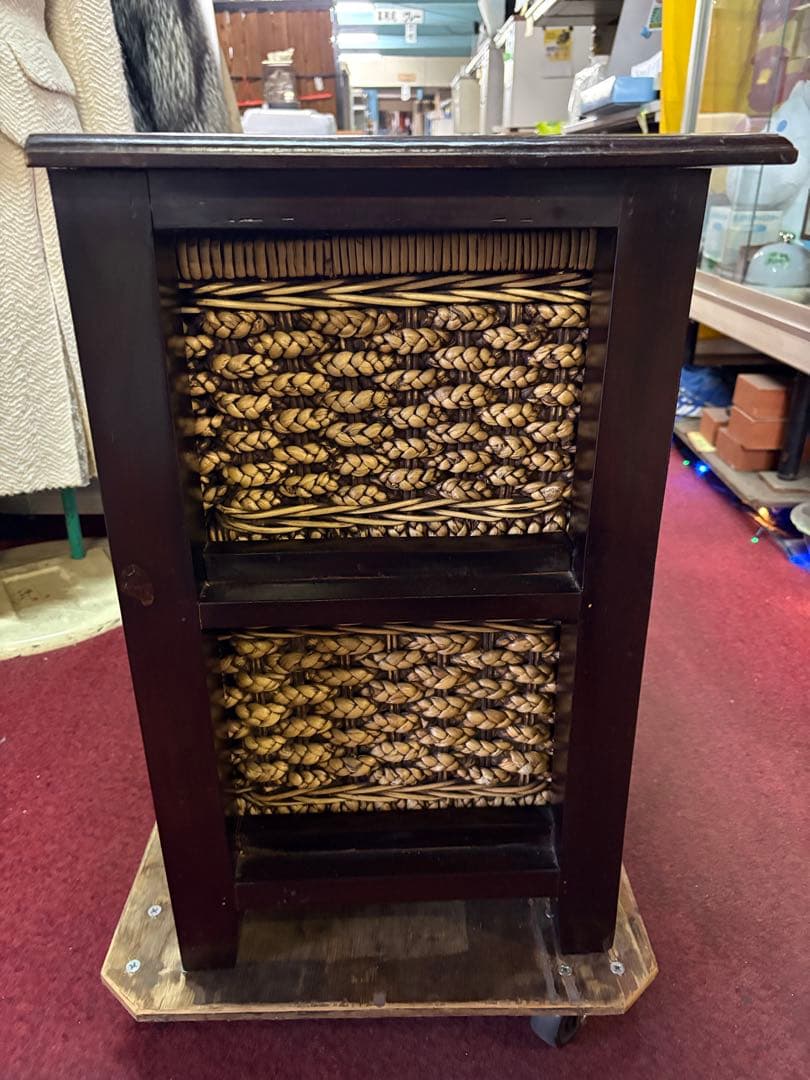 本格アジアン風　２段チェスト　横幅58 奥行38 高さ60㎝