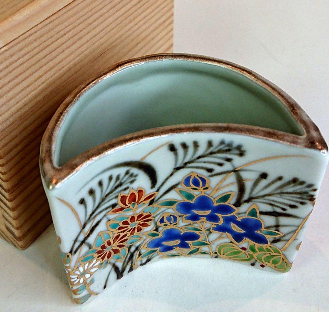 【茶道具】秋草絵 三日月蓋置