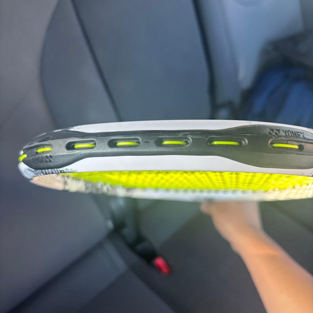 美品 ヨネックス ジオブレイク80V UL2 ソフトテニスラケット