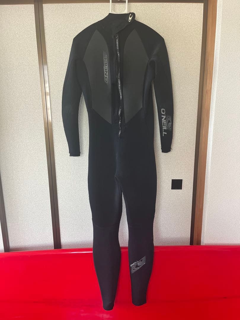 O'Neill ブラック フルスーツ