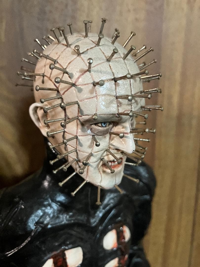 ヘルレイザー　ピンヘッド　スタチュー　高さ39cmくらい