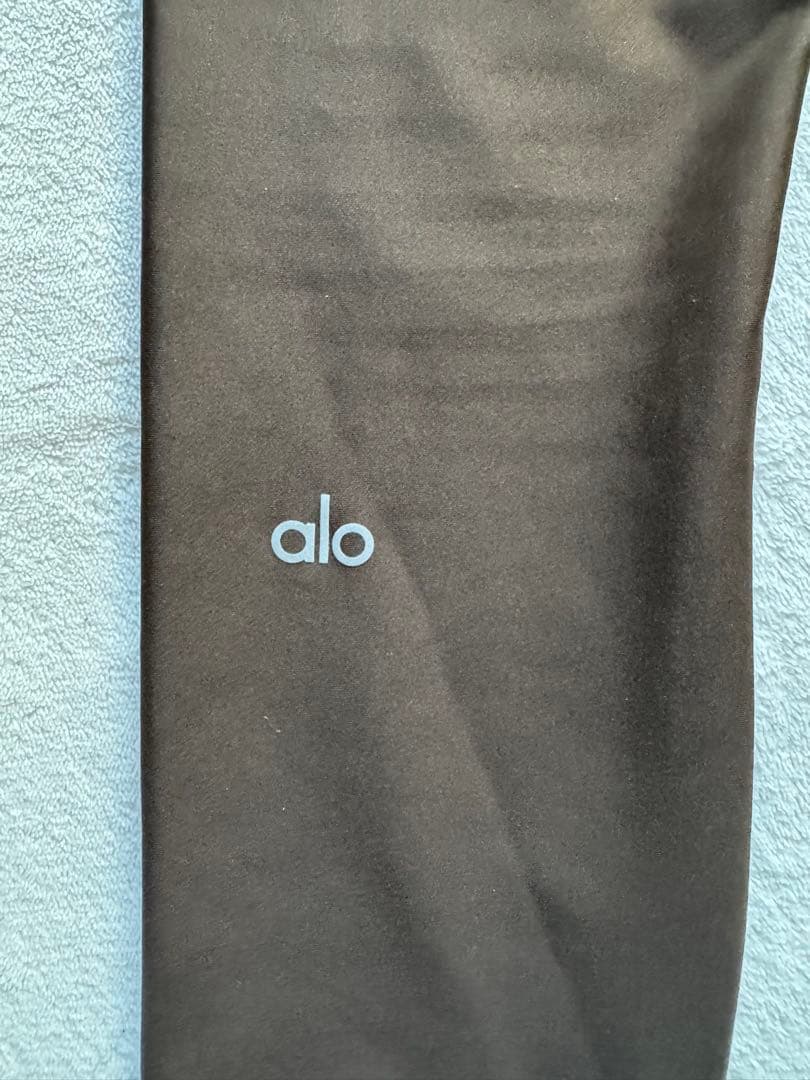 alo ブラウン ハイウエスト ヨガパンツ