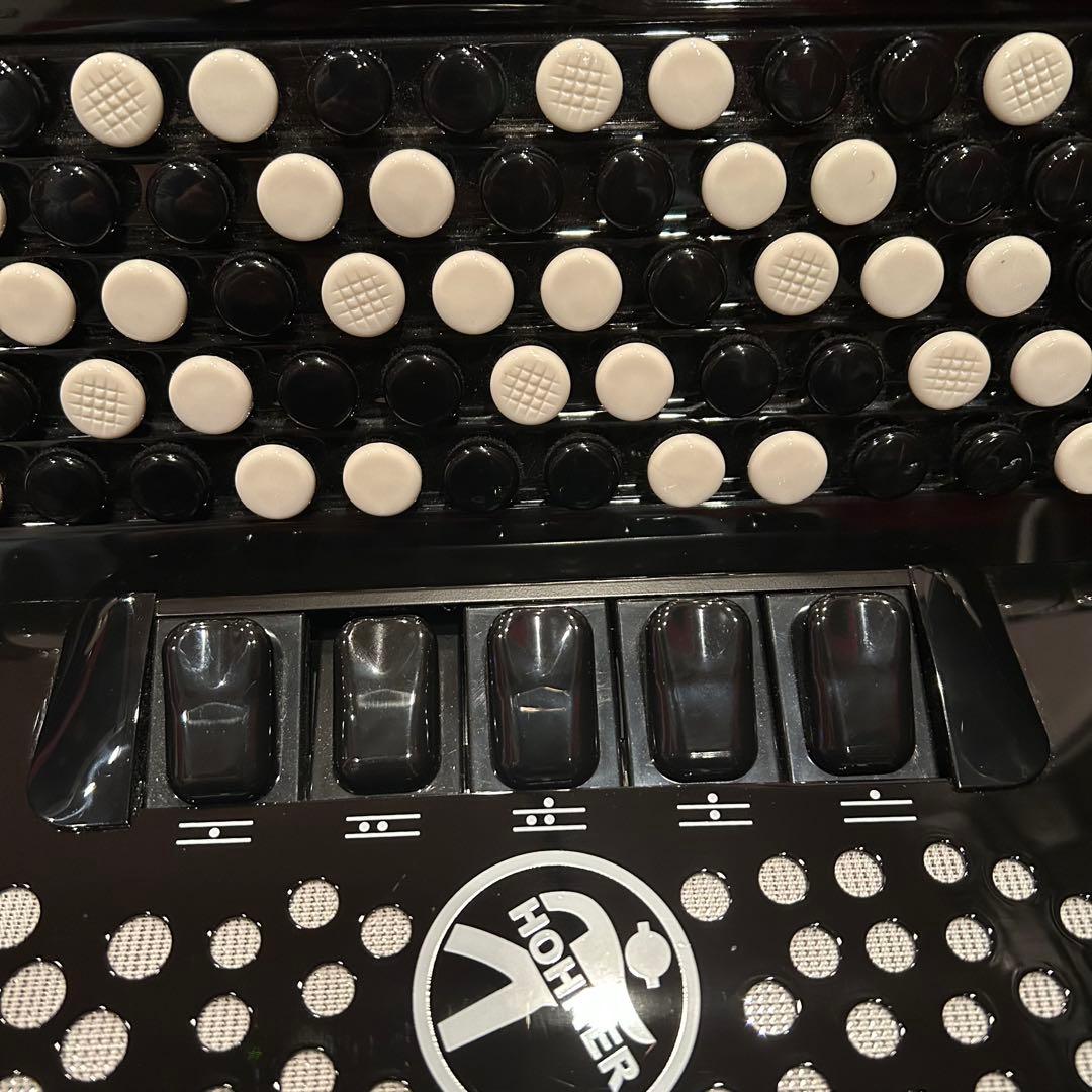 【超メルカリ市特価】Hohner nova III 96 ボタン アコーディオン