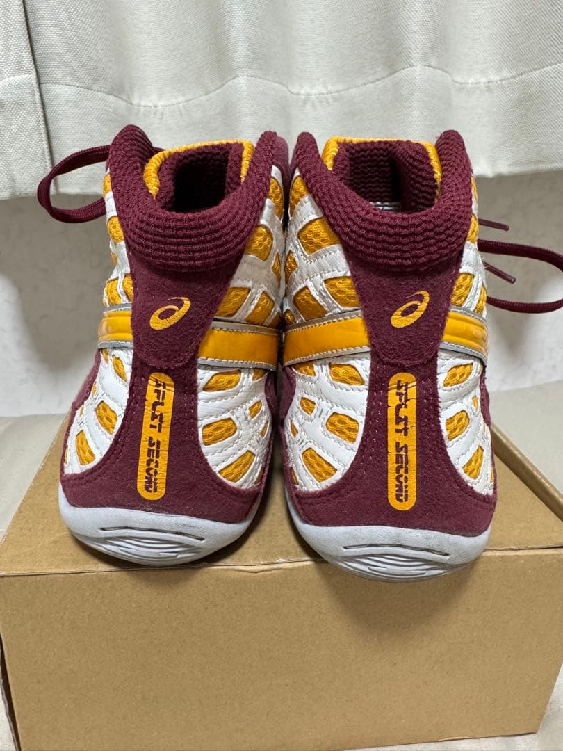 【希少・美品】アシックス レスリングシューズ ハイカット