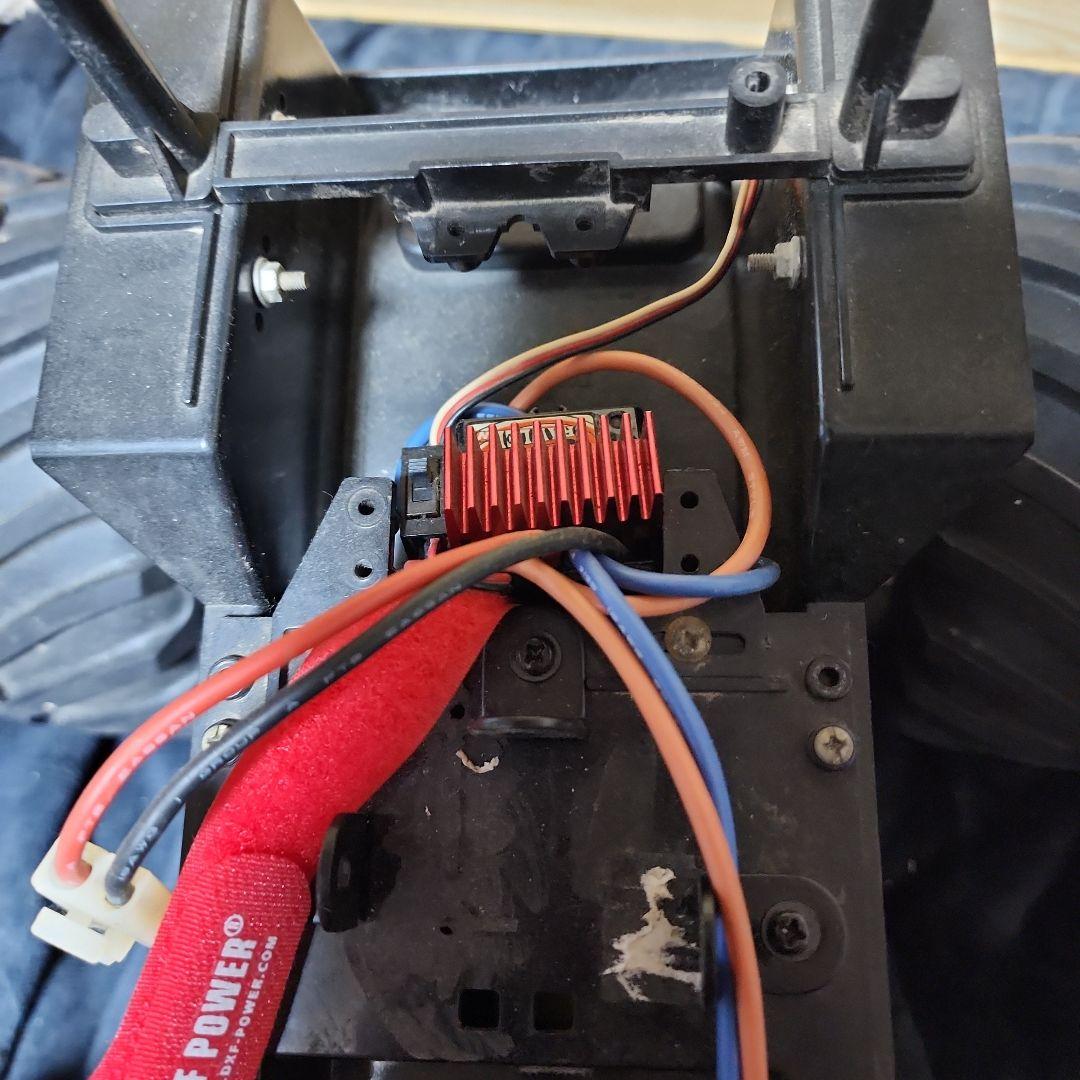 ラジコン タミヤ 多分…初期型の クラッドバスター 製作途中の物の出品