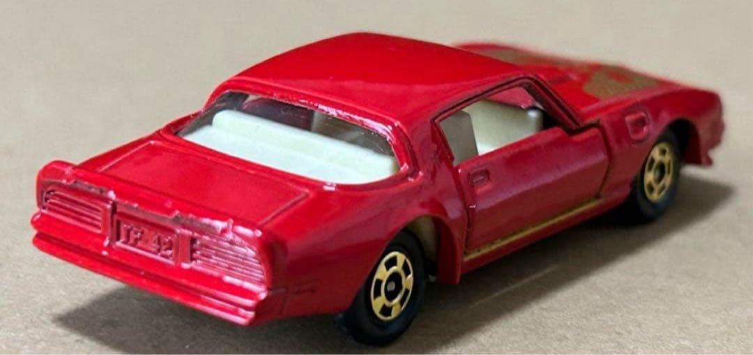 トミカ ポンティアック ファイアーバード トランザム 赤