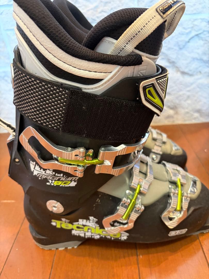 Tecnica Mach1 スキー ブーツ