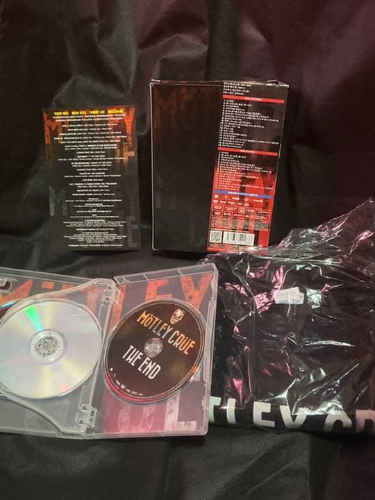 【送料込み】MOTLEY CRUE モトリークルー DVD CD Tシャツ付 L