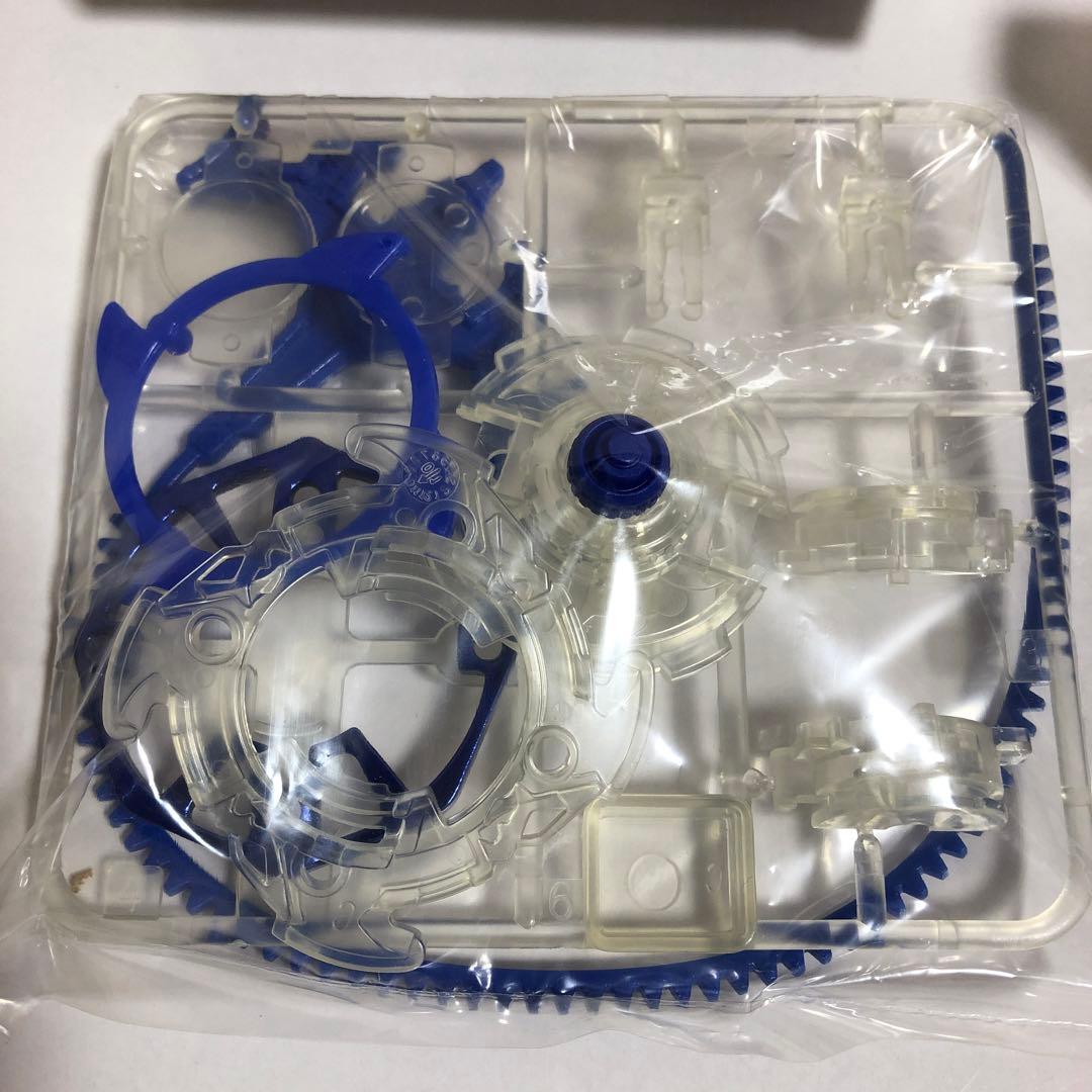 ベイブレード ドラグーンファントム 限定 ネオクリスタル---2