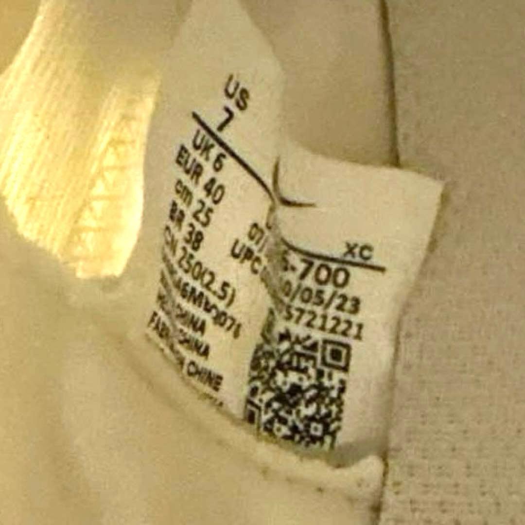 【新品】ナイキ ズームマーキュリアル スーパーフライ9 アカデミー HG