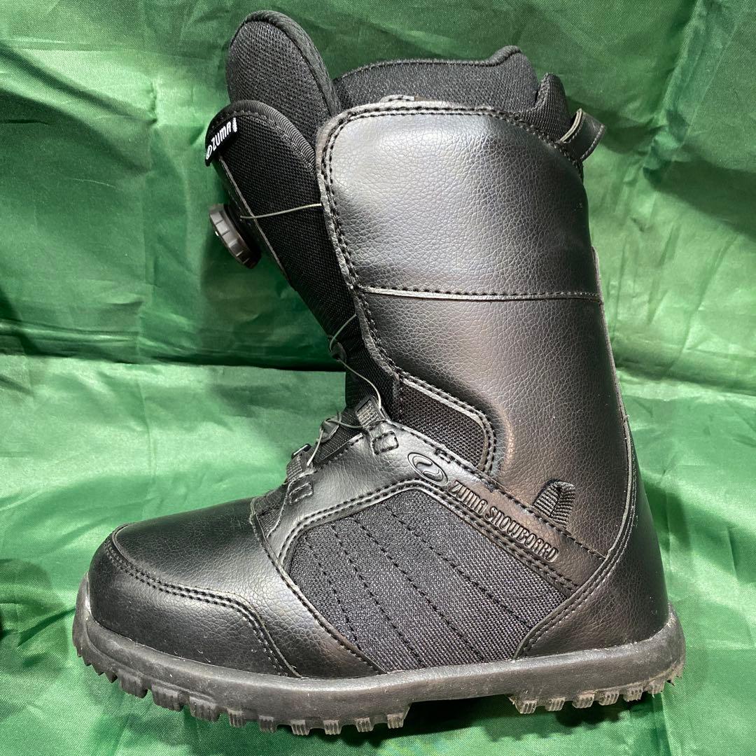 ZUMAブラック スノーボードブーツ