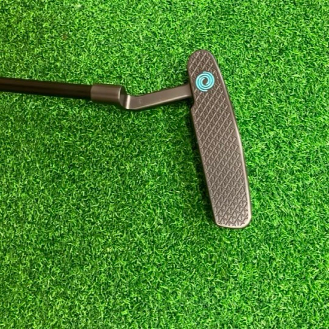 パター　オデッセイ トゥーロンガレージ　ティファニー　ブラックシャフト　プロト