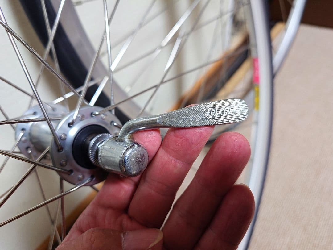 アラヤAR-713シマノ105(HB-5800)パナレーサー700×25c