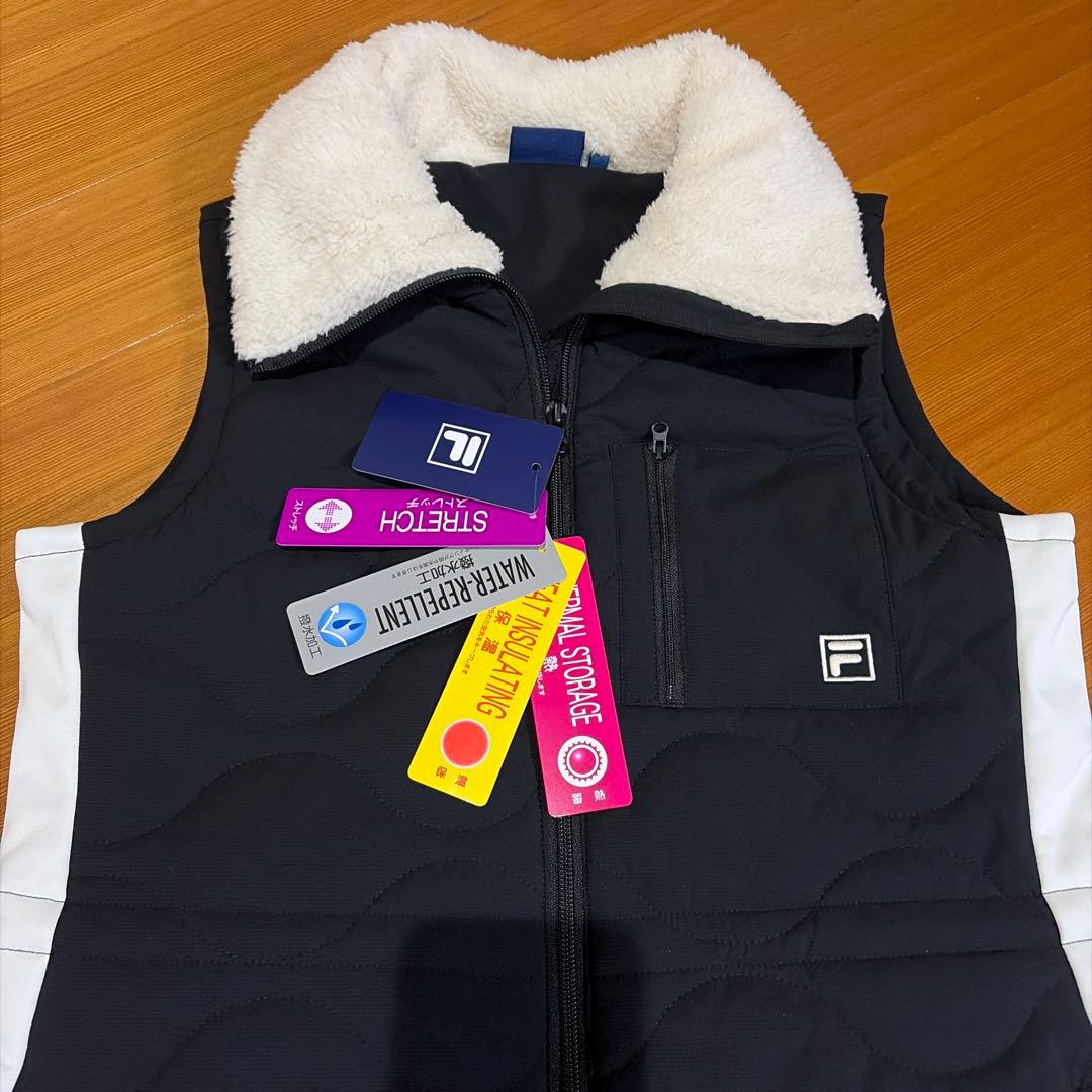 〈新品タグ付き〉 蓄熱保温　ボアネックフルジップ　中綿ベストタイプ　ワンピース