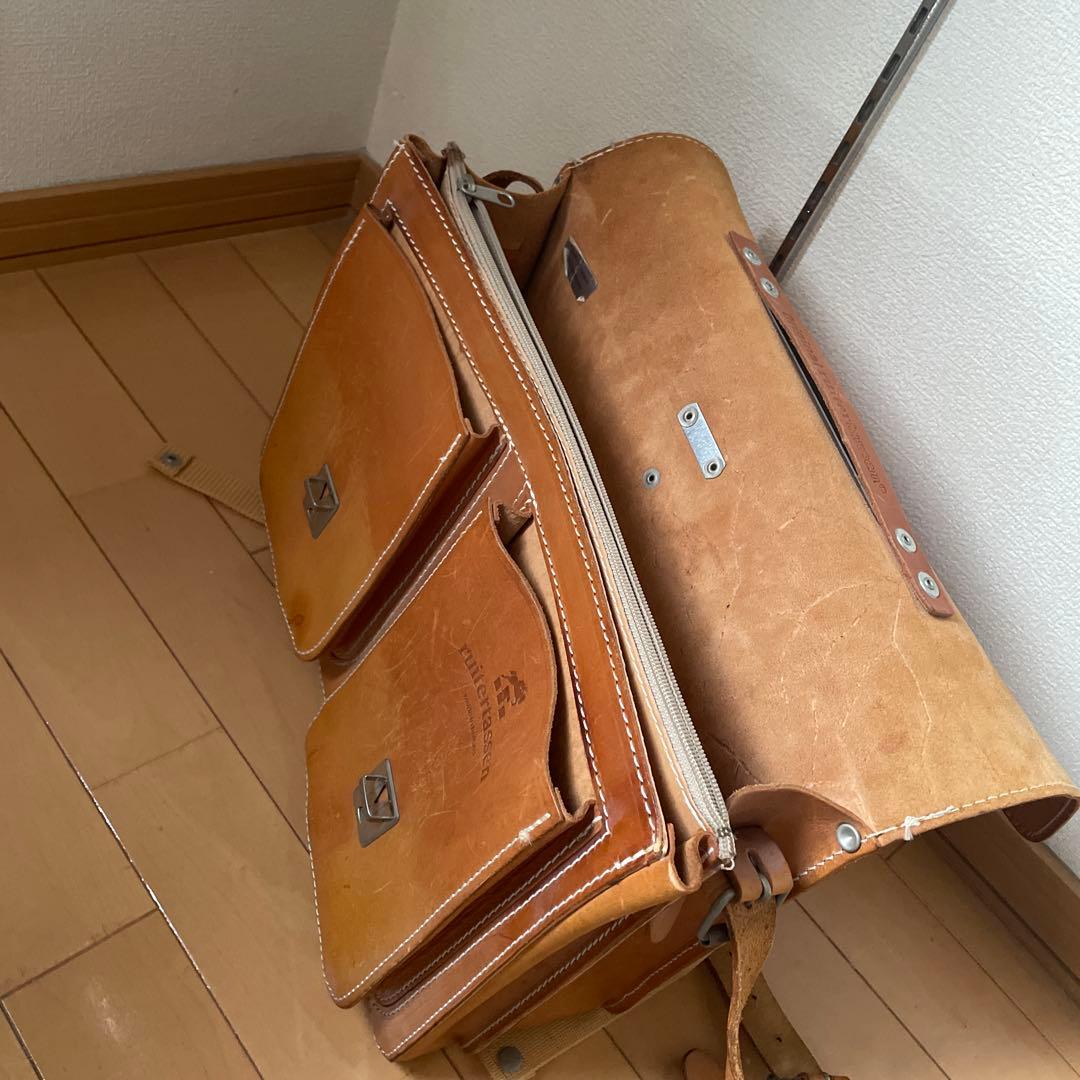 Ruiter Tassenルイタータッセン フラップ式 ヌメ革 牛革 3WAY