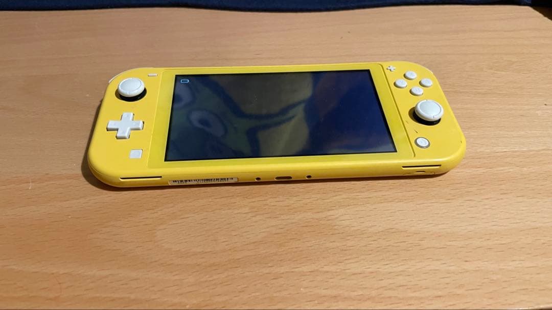 【ジャンク】Nintendo Switch Lite イエロー