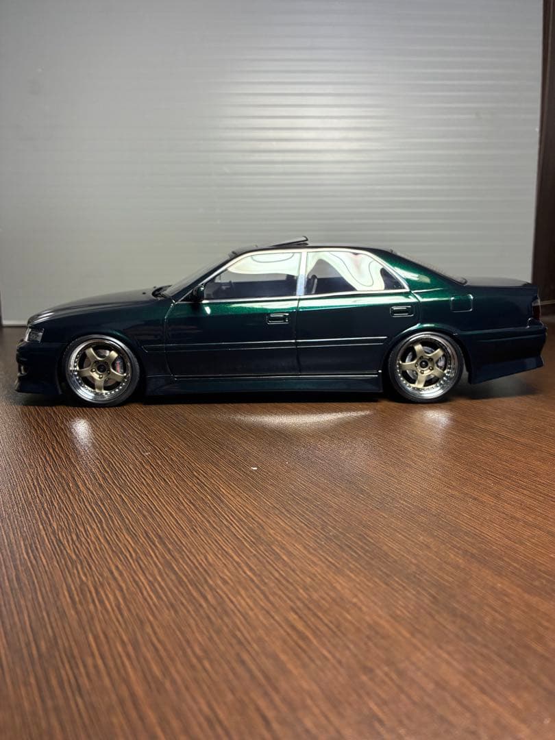 イグニッションモデル 1/18 jzx100チェイサー