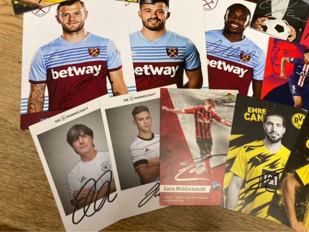 サッカー選手 直筆サイン入り ポストカード 大量セット バラ売り可 オートグラフ