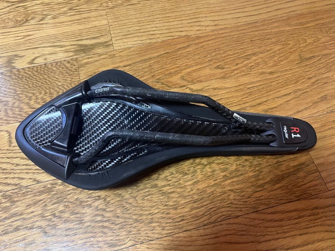 fizik フィジーク ARIONE アリオネ R1 カーボンレール