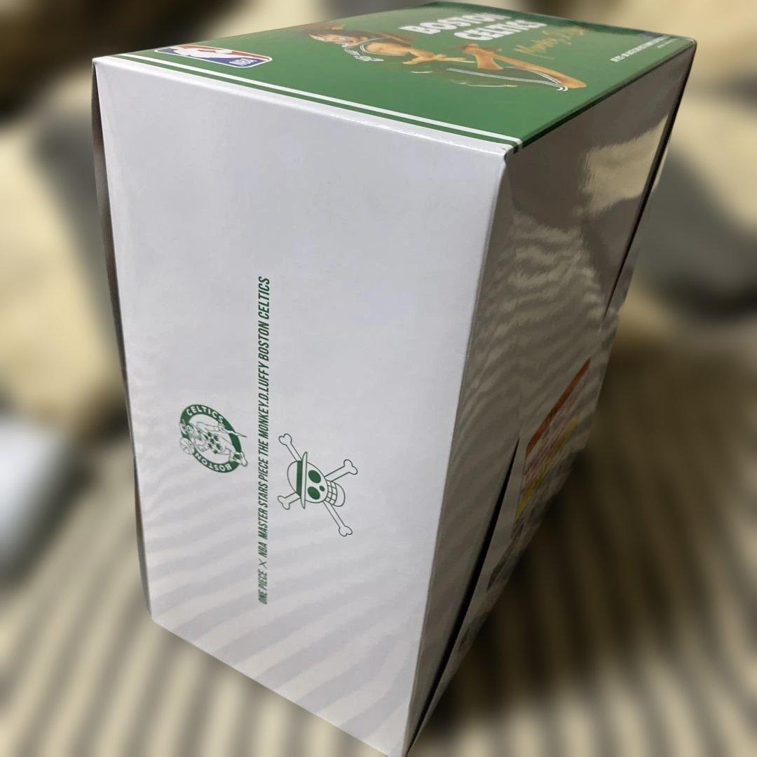 マ*ン様 ワンピース ルフィ ボストン・セルティックス フィギュア