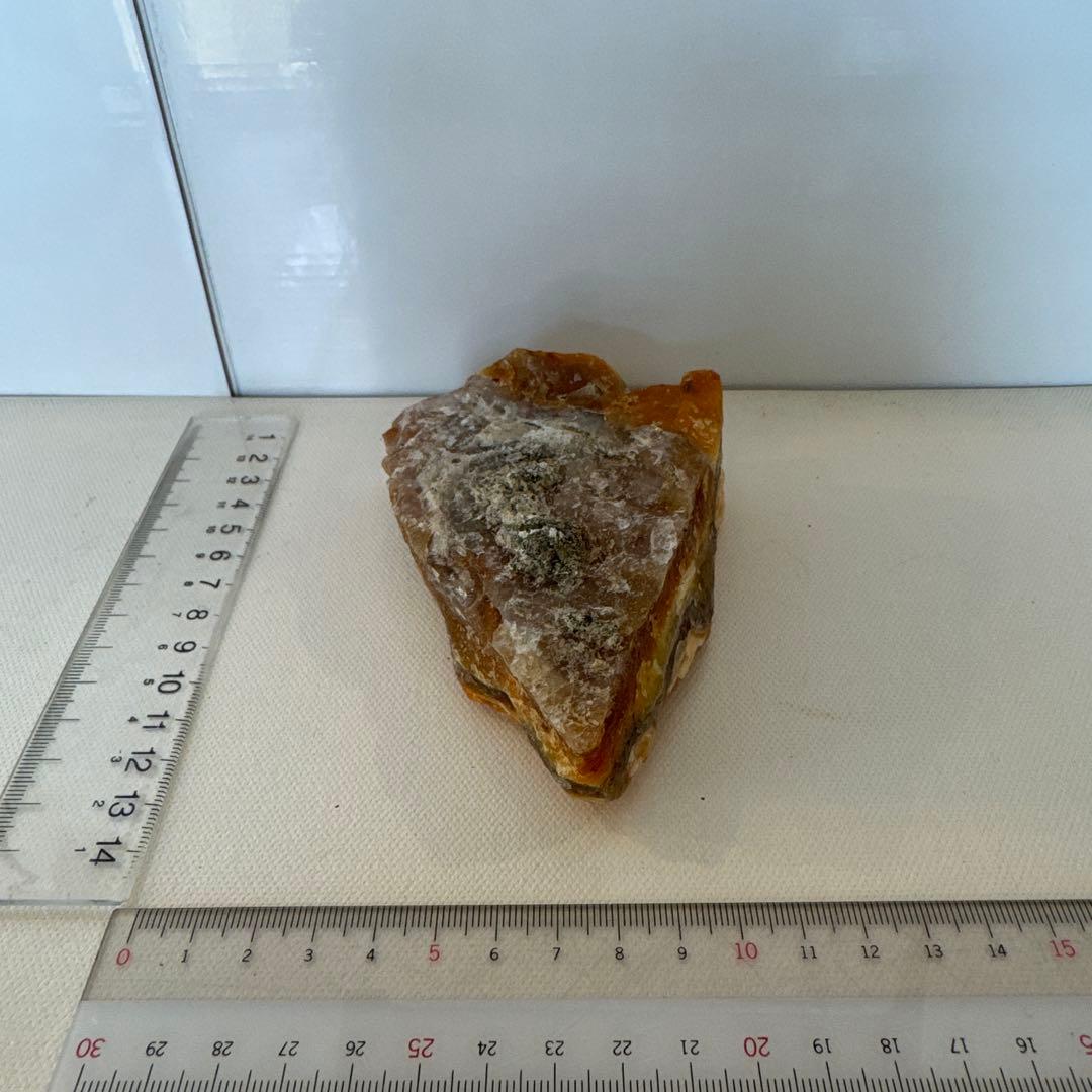 松田　2点　北海道石　然別オパール　蛍光オパール324g、84g