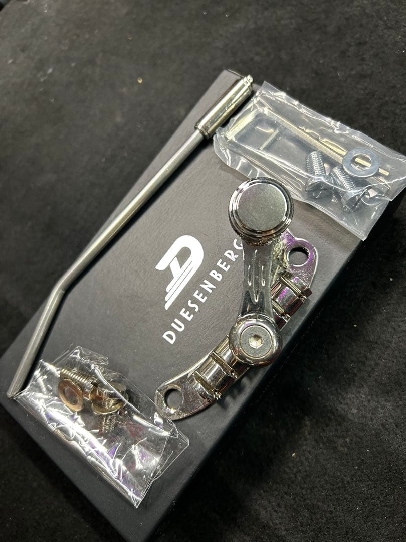 ほぼ新品！Duesenberg les trem ドゥーセンバーグレストレム