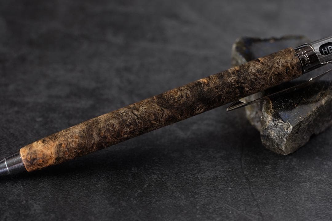 PG5木軸カスタム0199　高村杢工房 製図用シャープペンシル　花梨瘤　至高の黒