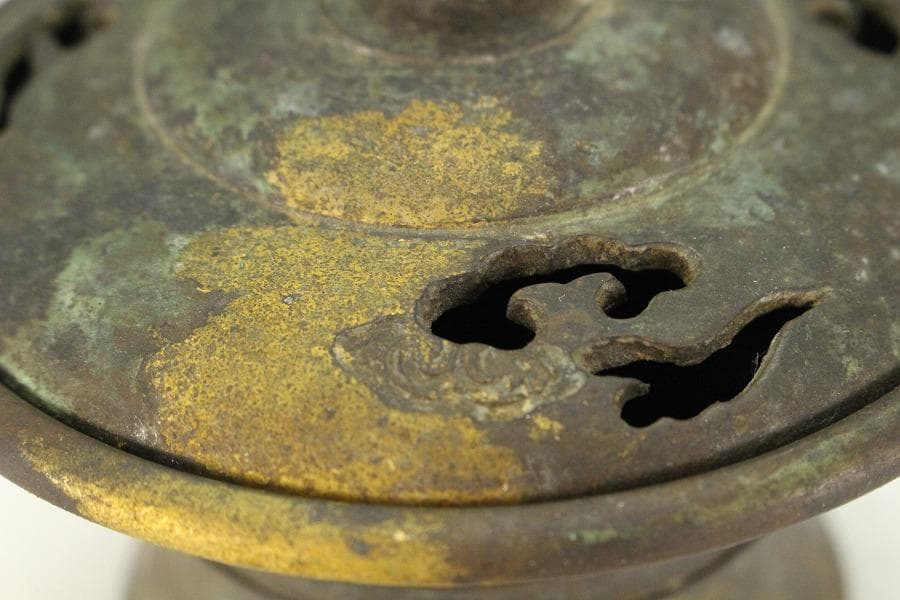 蔵六造 飛金 刻 霊芝 青銅 香炉 在名(K-XA807)