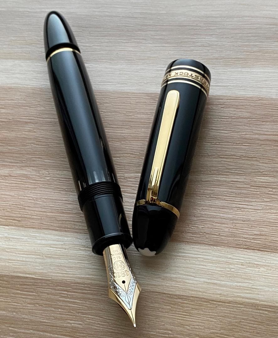 超美品　稀少 モンブラン 149 なで肩14C 中金 細字 エボナイト製 万年筆