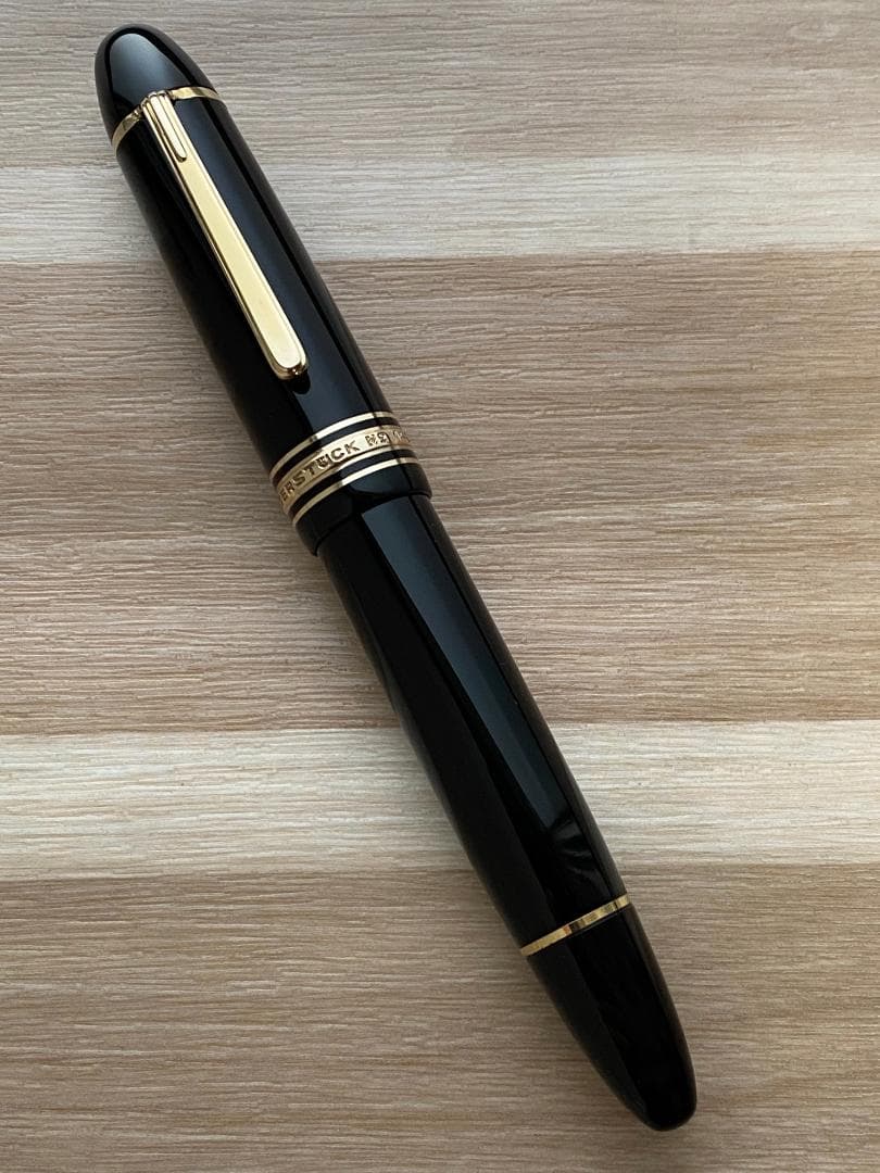 超美品　稀少 モンブラン 149 なで肩14C 中金 細字 エボナイト製 万年筆