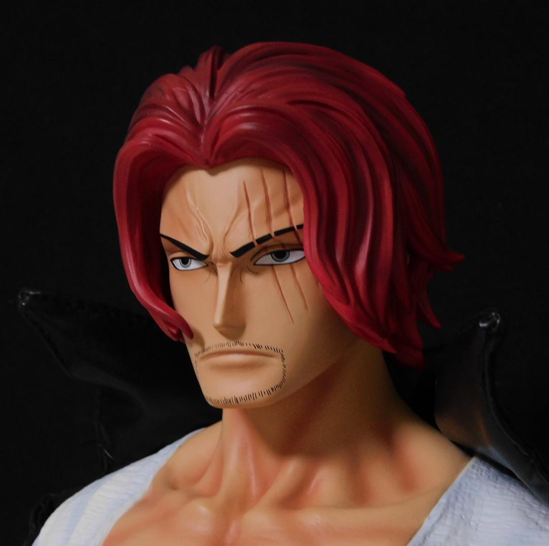 送料込み　四皇 赤髪のシャンクス　1/3、70cm　フィギュア　ワンピース